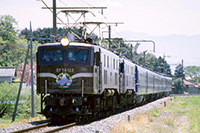 mick-EF58122