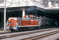 EF5889@p