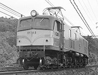 117KM-EF585