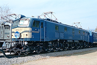 mick-EF58172